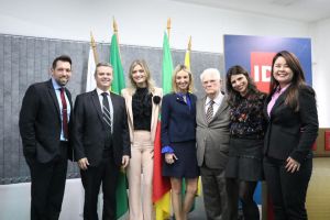 I Congresso de Direito Processual Civil - O Novo CPC - Homenagem ao Professor Jos&eacute; Maria Rosa Tesheiner - O Site P&aacute;ginas de Direito foi criado pelo Professor Livre Docente pela Universidade Federal do Rio Grande do Sul, Desembargador Aposentado do Tribunal de Justi&ccedil;a do Rio Grande do Sul e ex Professor Titular do Mestrado e Doutorado da PUCRS