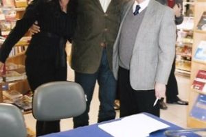 Lan&ccedil;amento: Livro 'Temas de Direito e Processos Coletivos' de Jos&eacute; Maria Tesheiner e Mari&acirc;ngela Guerreiro Milhoranza - O Site P&aacute;ginas de Direito foi criado pelo Professor Livre Docente pela Universidade Federal do Rio Grande do Sul, Desembargador Aposentado do Tribunal de Justi&ccedil;a do Rio Grande do Sul e ex Professor Titular do Mestrado e Doutorado da PUCRS